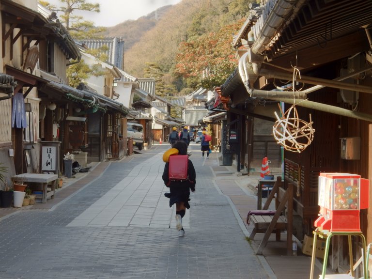 Scene in Takehara's historical district
