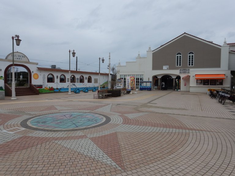 Courtyard of Inuboh Station